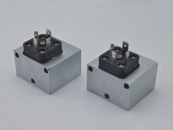 Solenolds proportionnels à double tête DS3049
